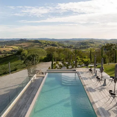 Ca' Del Profeta Suites&spa Montegrosso dʼAsti