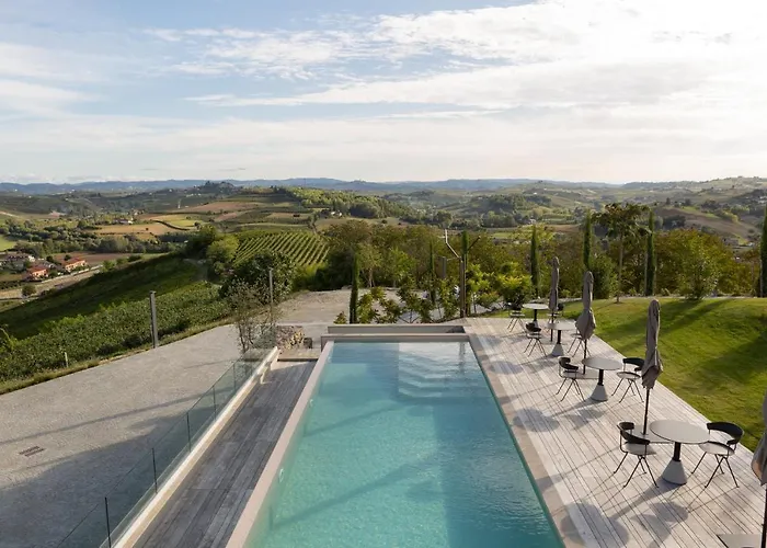 Ca' Del Profeta & Montegrosso dʼAsti